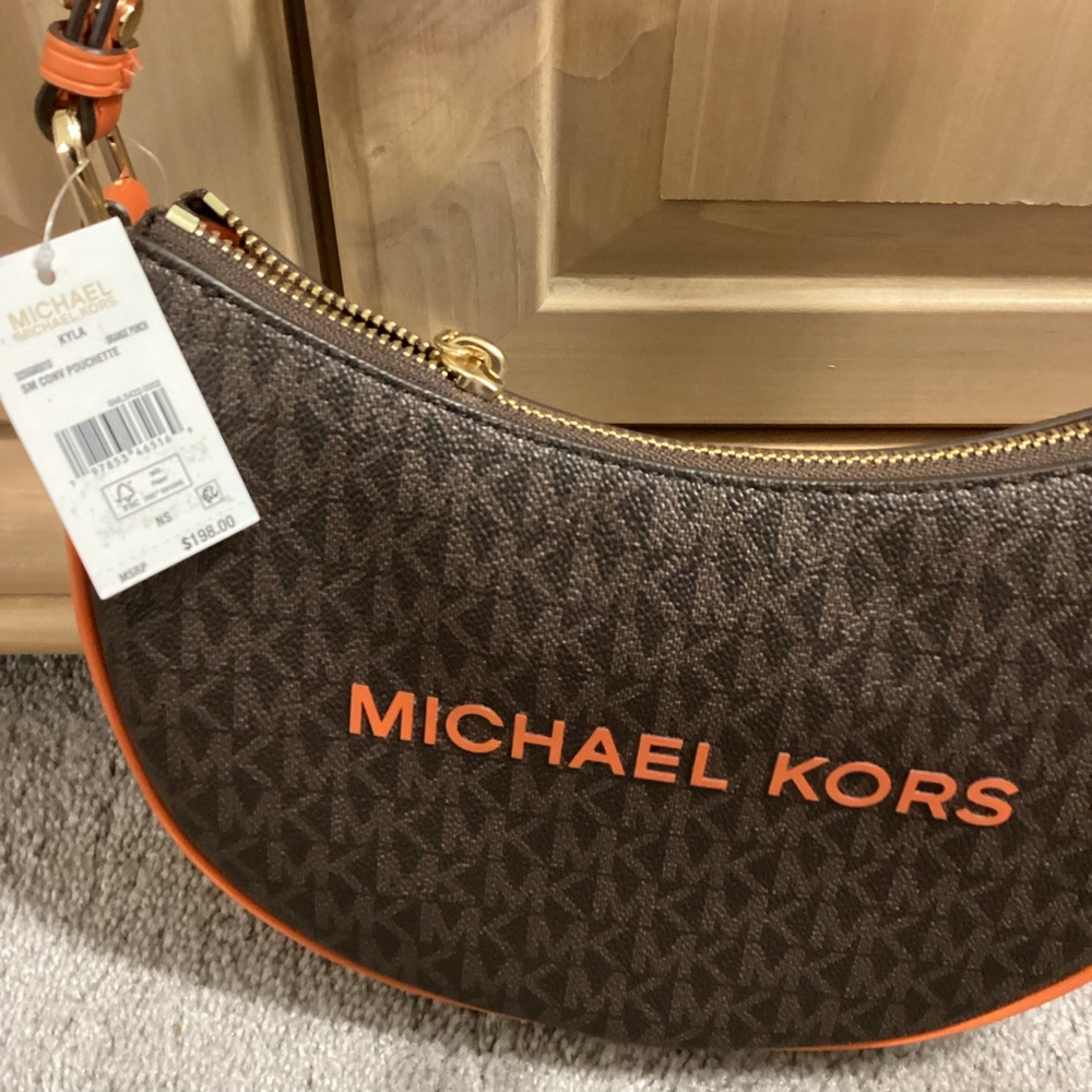 Authentic Michael Kors Bag - Picture 2 of 7
